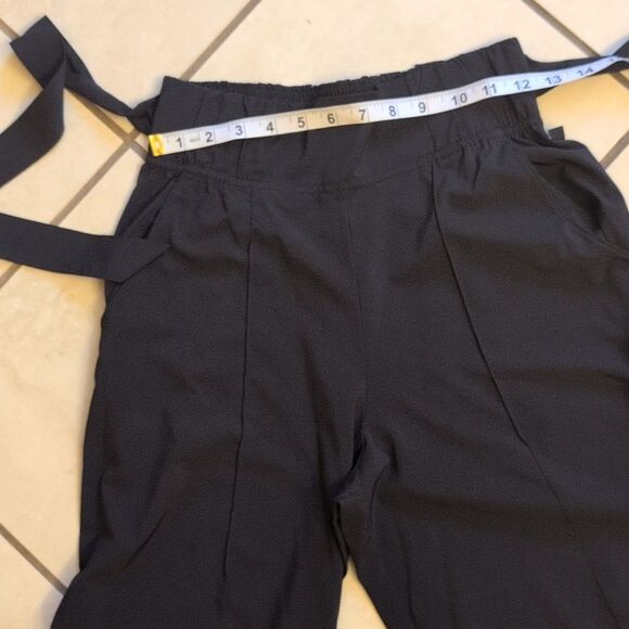 Lululemon Noir Pant Black Relaxed Fit Tie Waist With Pockets Size 6 - Picture 7 of 13